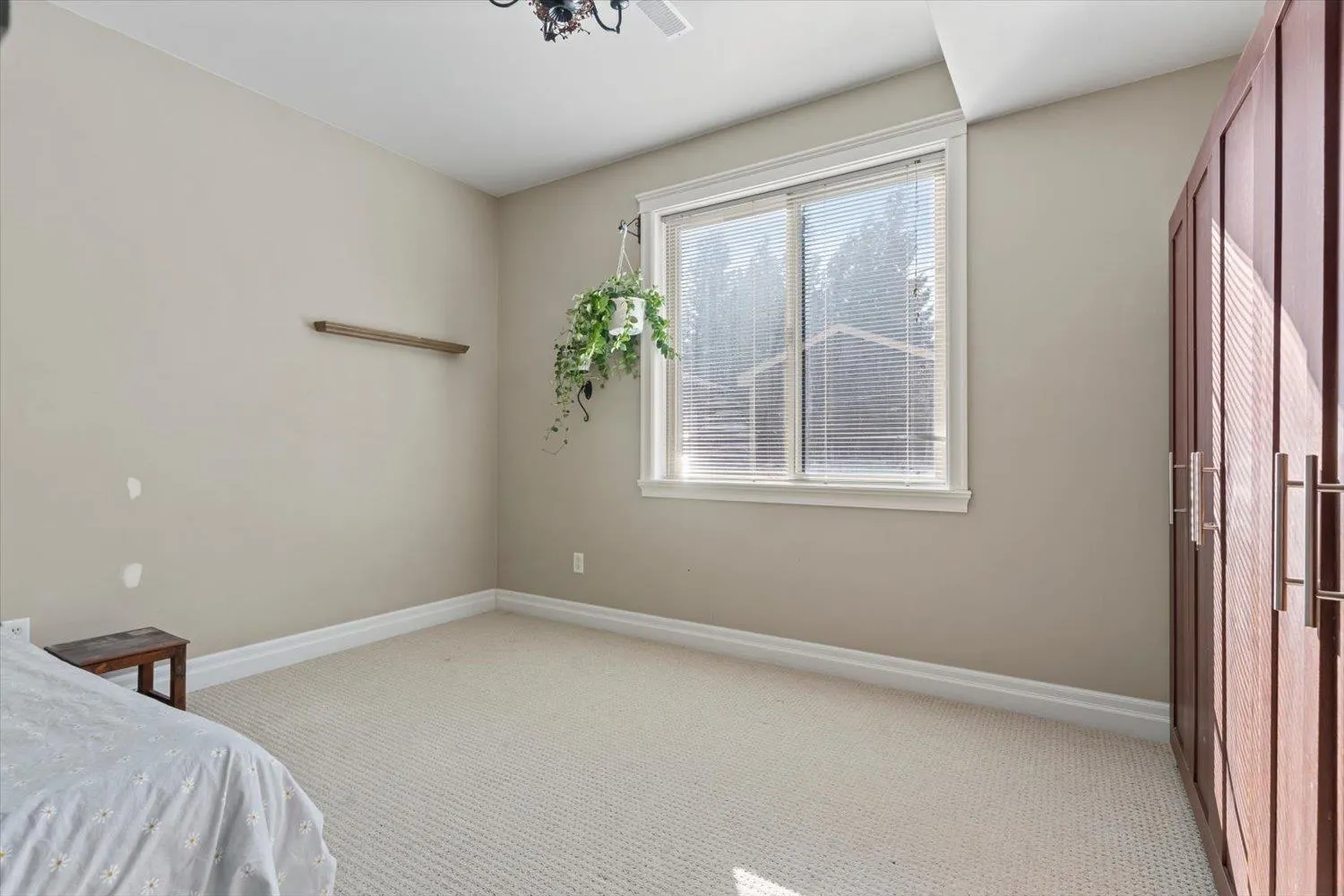 6898 CHEAM AVENUE|Agassiz
