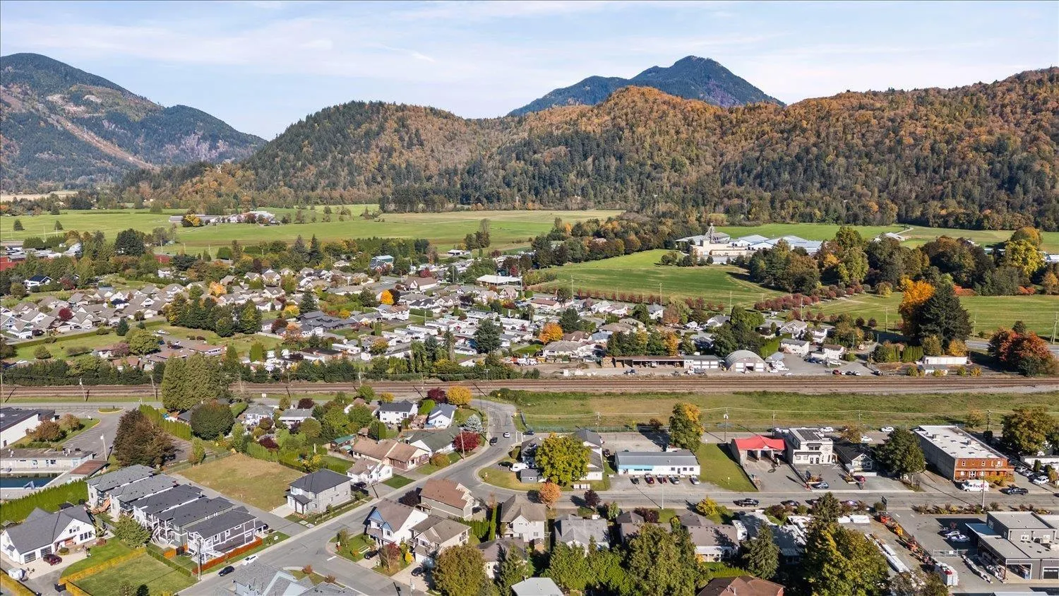 6898 CHEAM AVENUE|Agassiz
