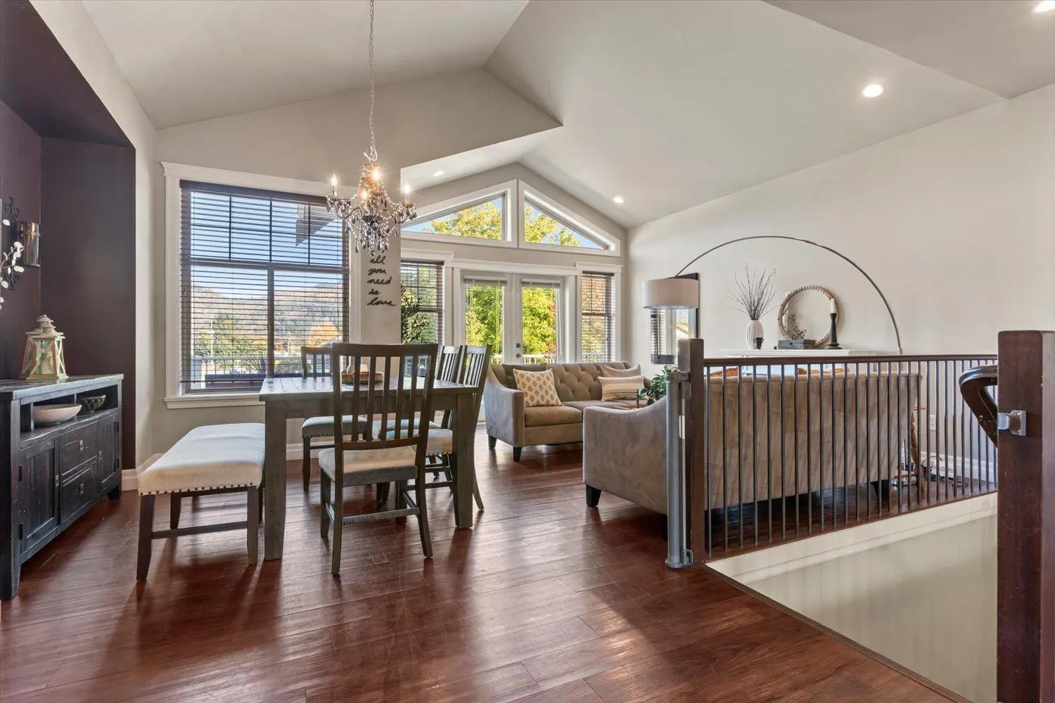 6898 CHEAM AVENUE|Agassiz
