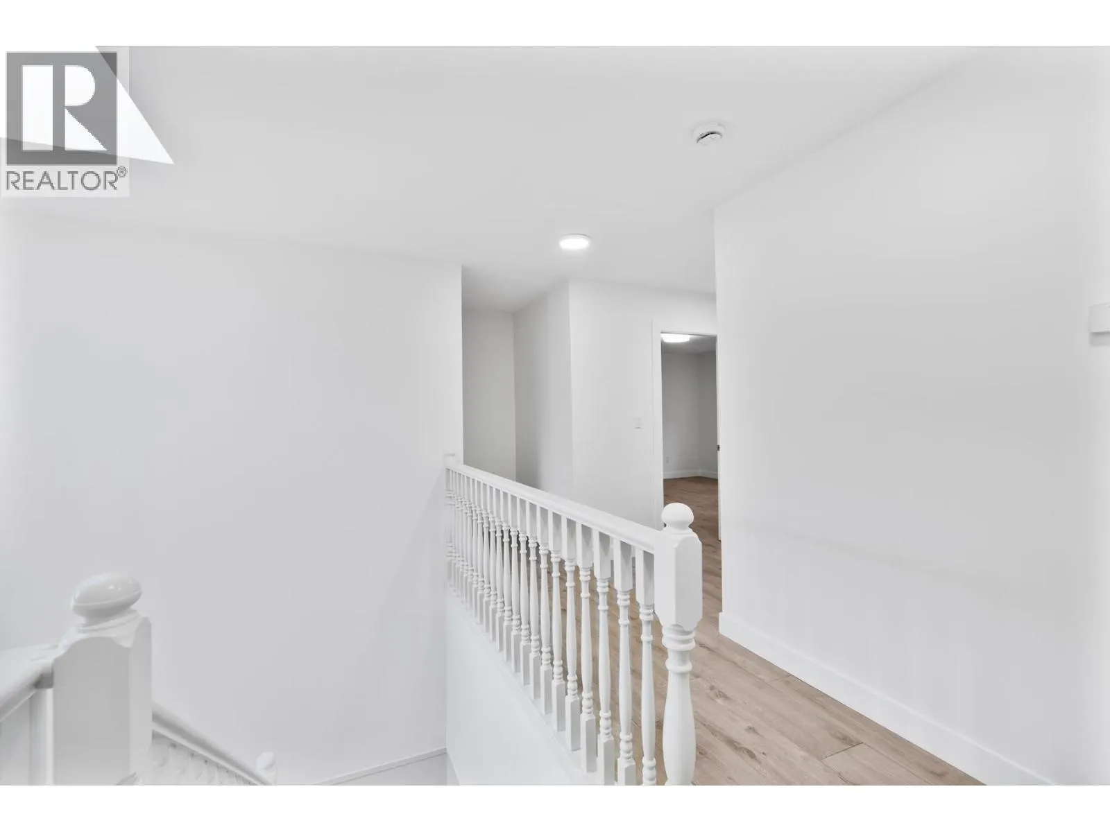 6998 FIELDING COURT