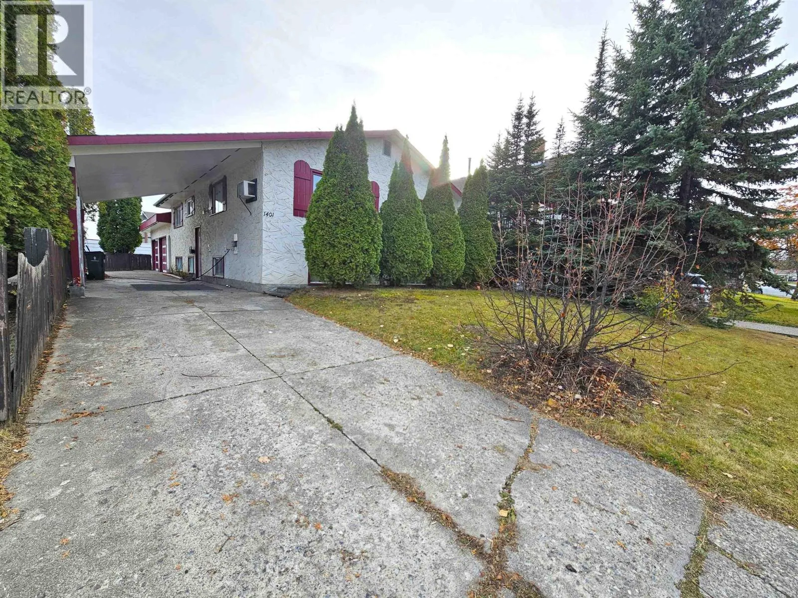 1401 FRASER CRESCENT