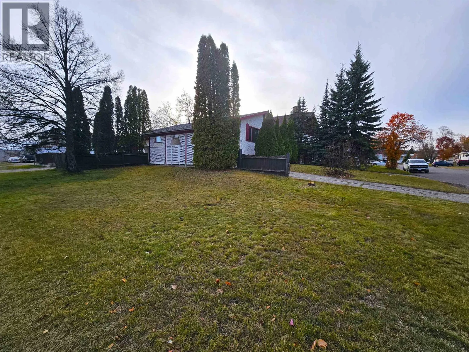 1401 FRASER CRESCENT