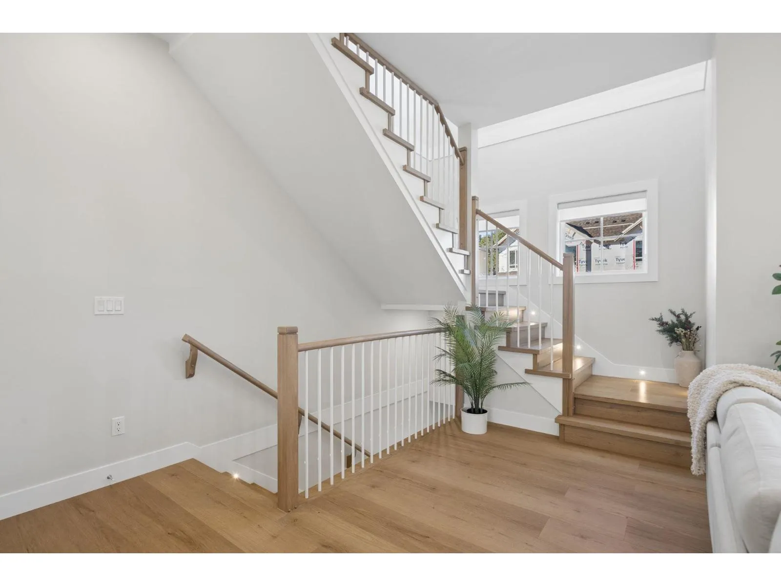 101 16042 9A AVENUE