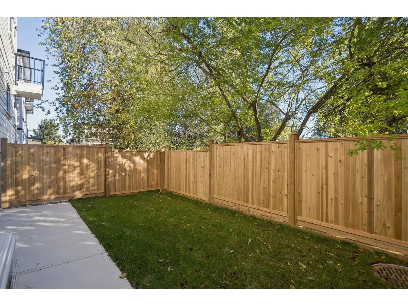 101 16042 9A AVENUE