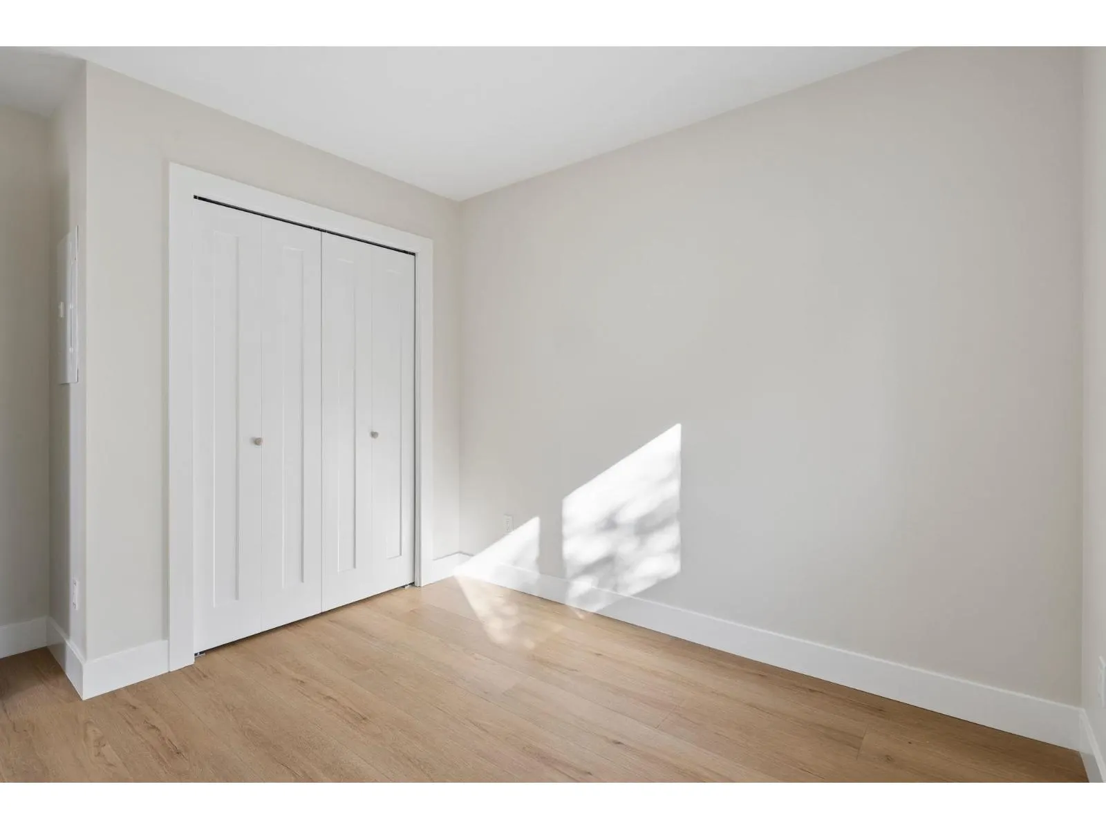 101 16042 9A AVENUE