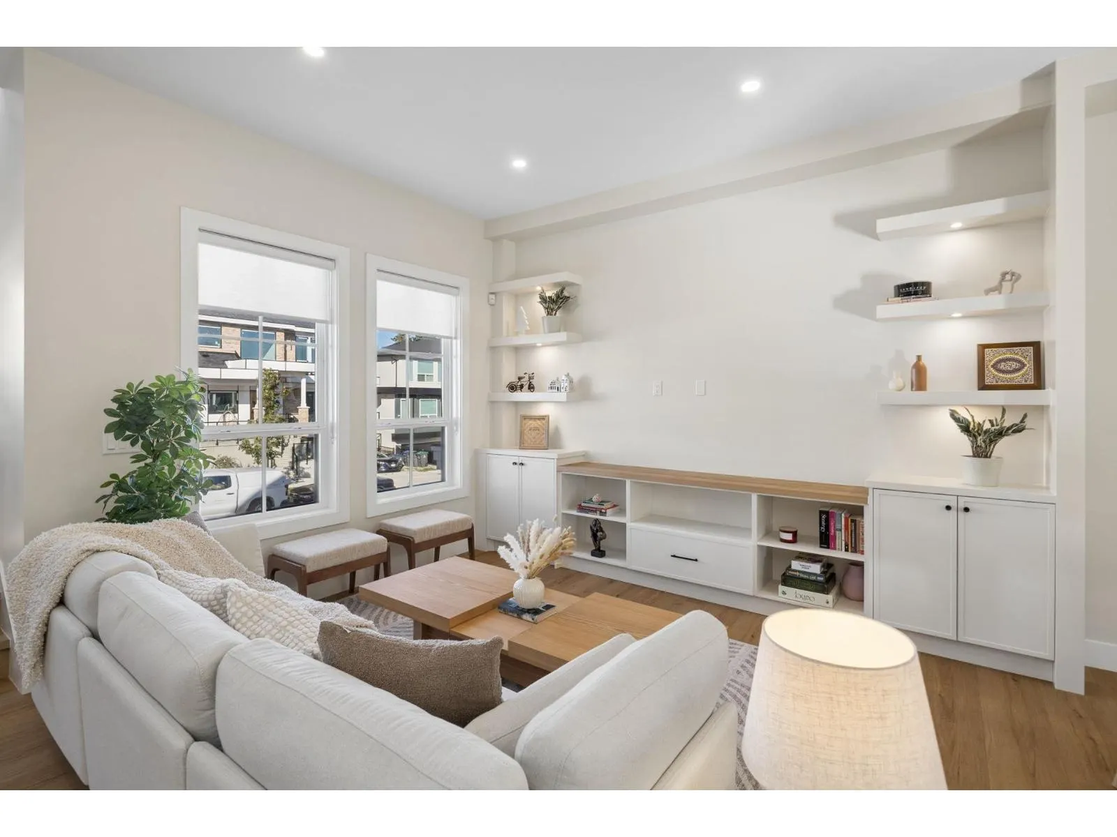 101 16042 9A AVENUE