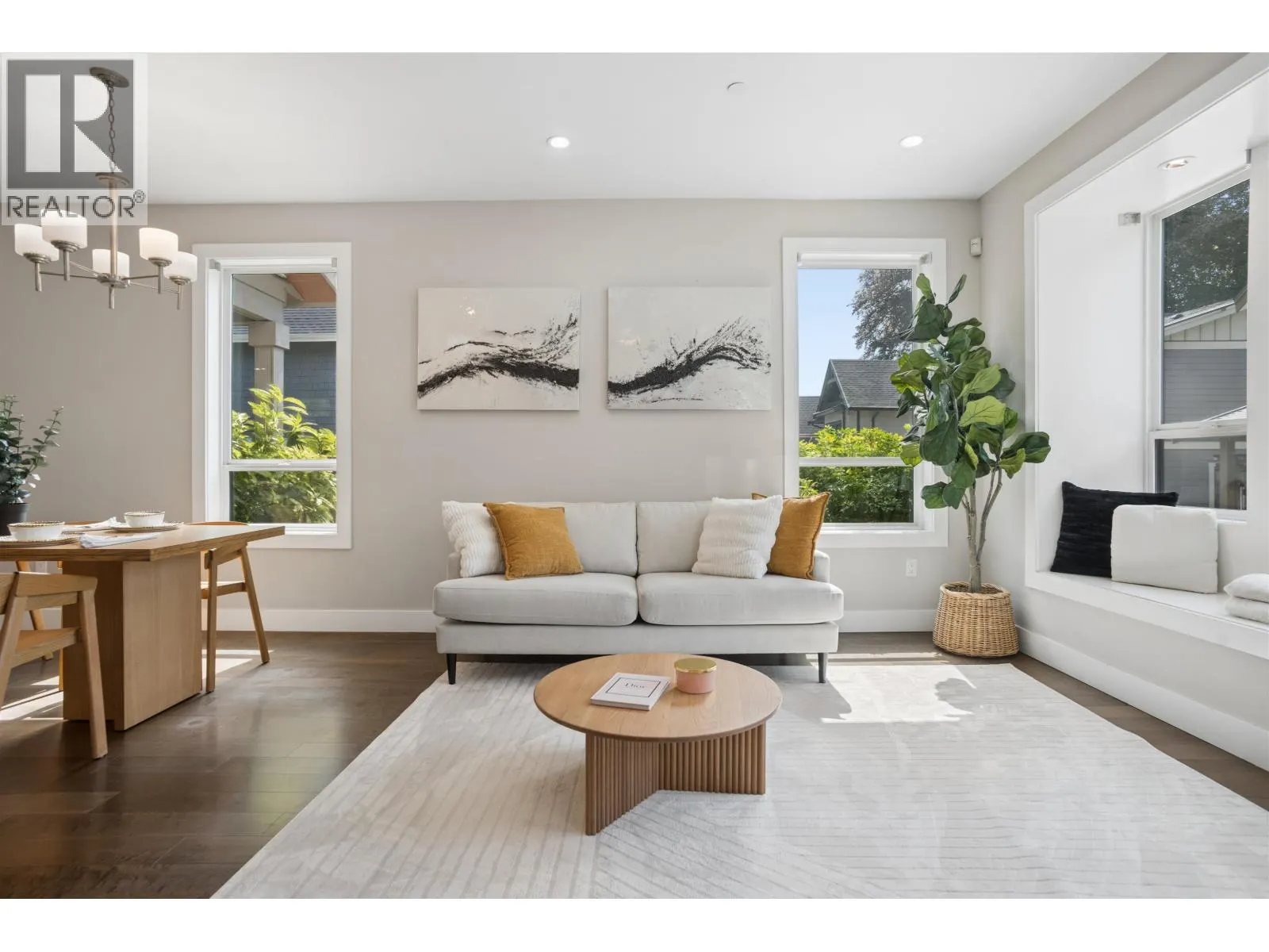 2020 CARSON COURT