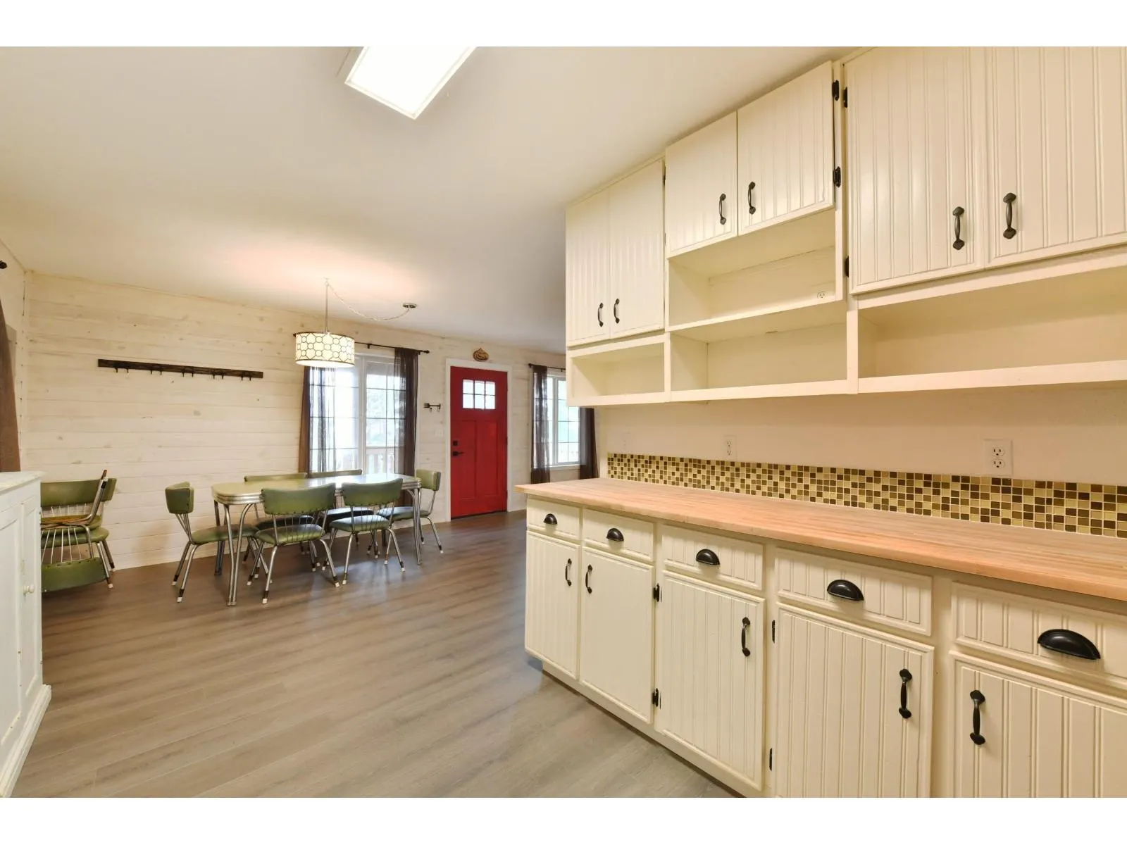 15011 ROOT ROUNDABOUT ROAD|Sunshine Valley