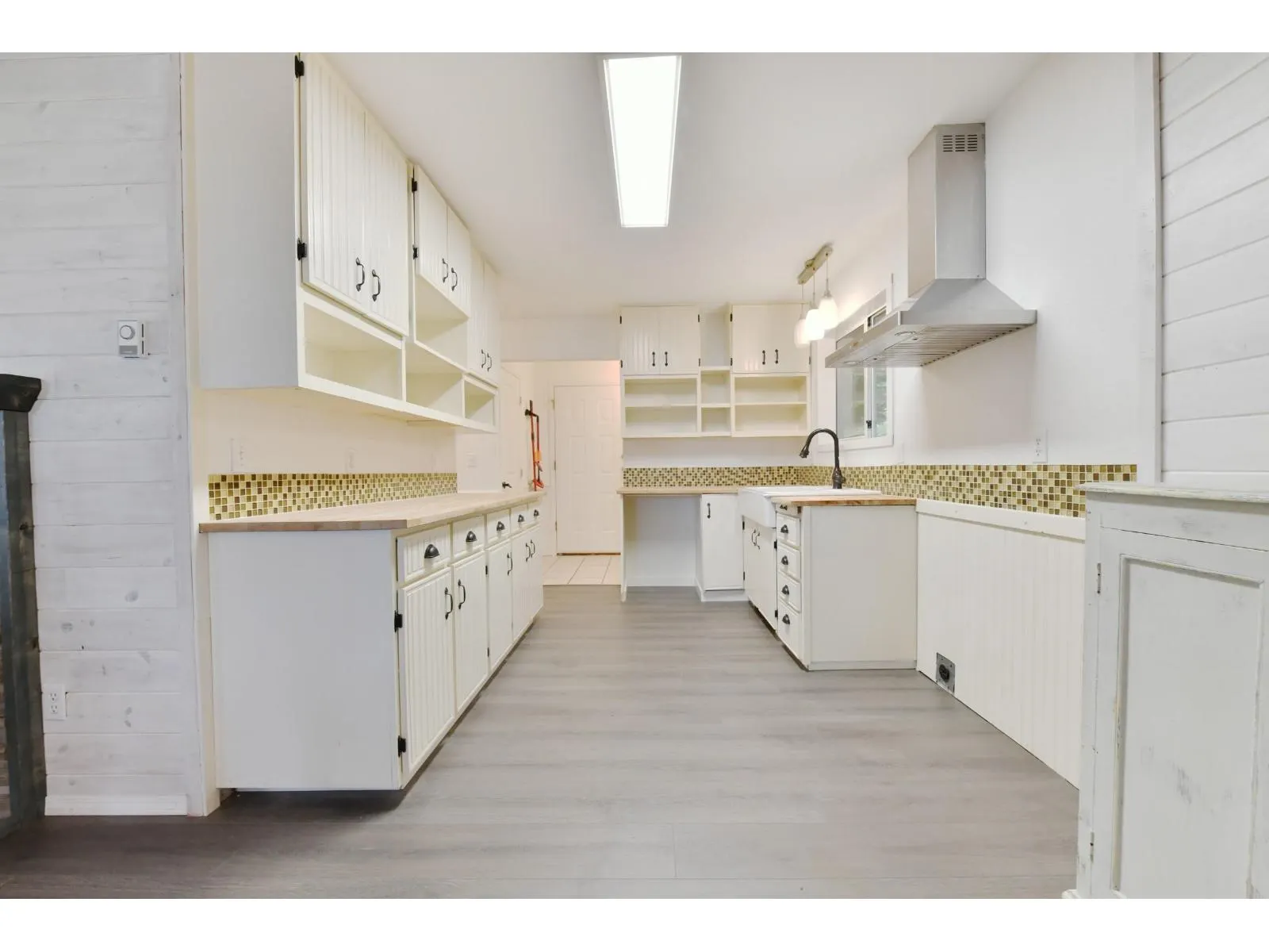 15011 ROOT ROUNDABOUT ROAD|Sunshine Valley