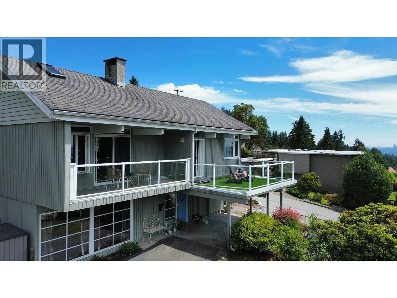 442 MONTERAY AVENUE