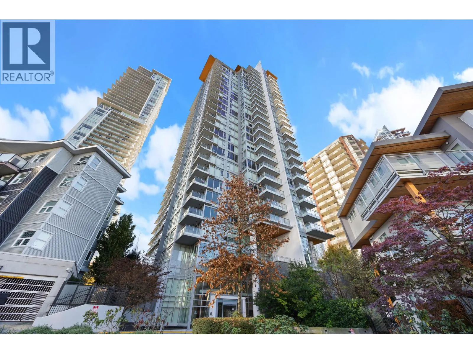 1401 520 COMO LAKE AVENUE