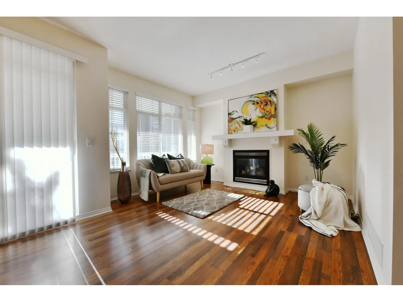 21 15068 58 AVENUE
