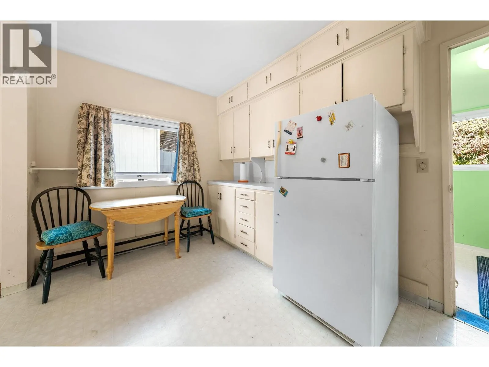 652 W 14TH STREET