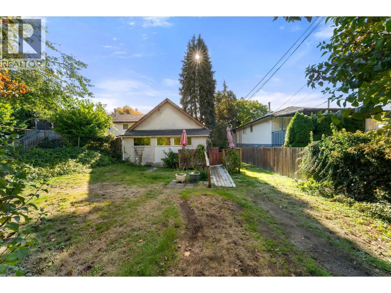 652 W 14TH STREET