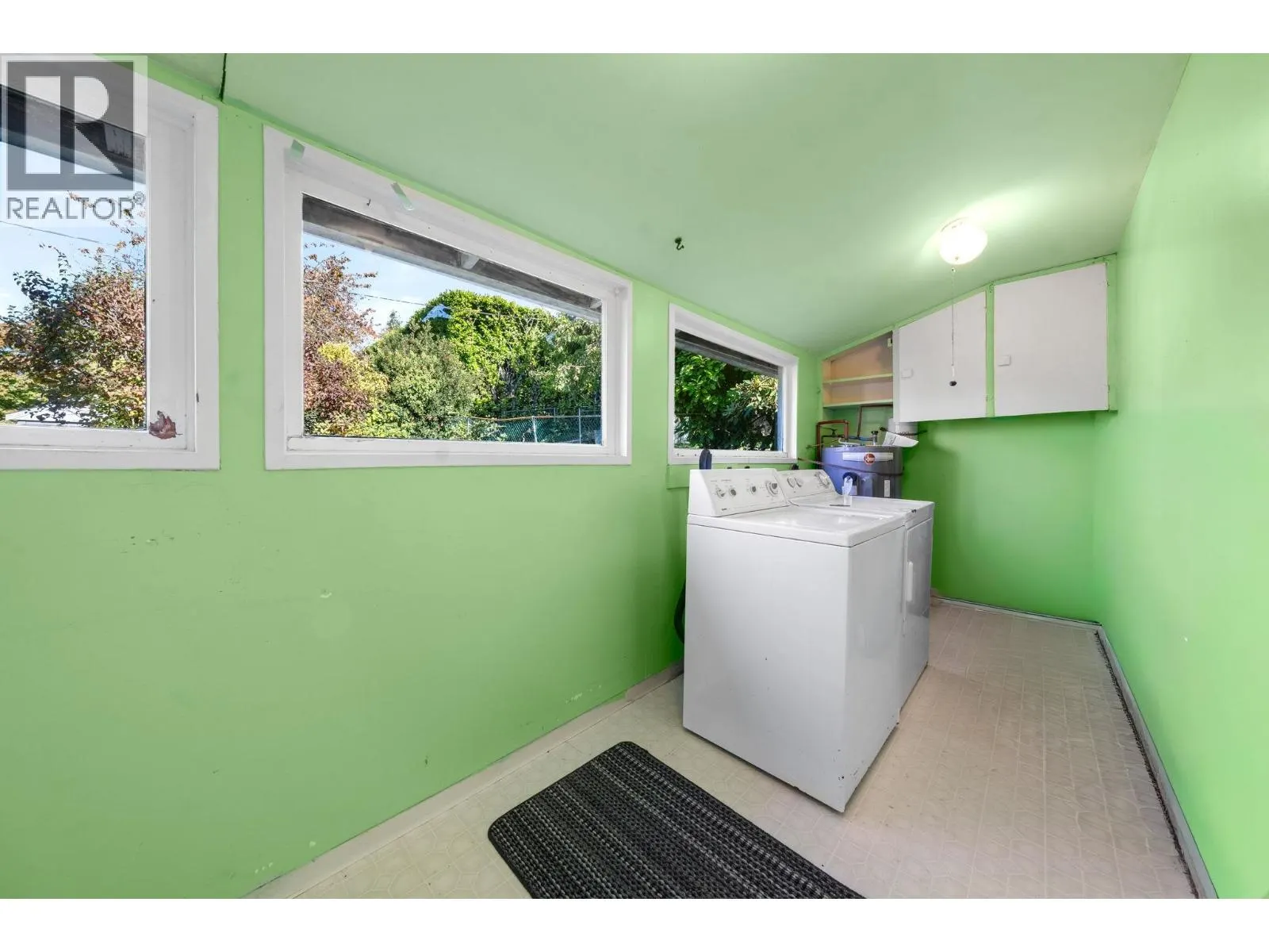 652 W 14TH STREET