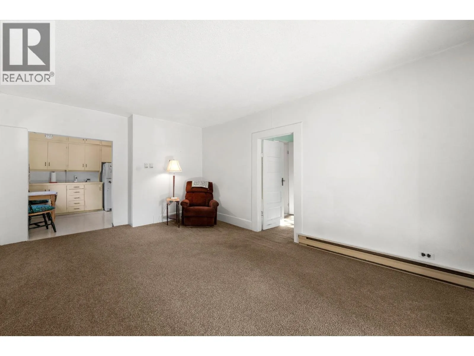 652 W 14TH STREET