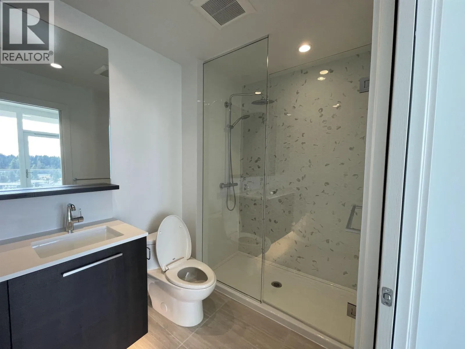 1509 567 CLARKE ROAD
