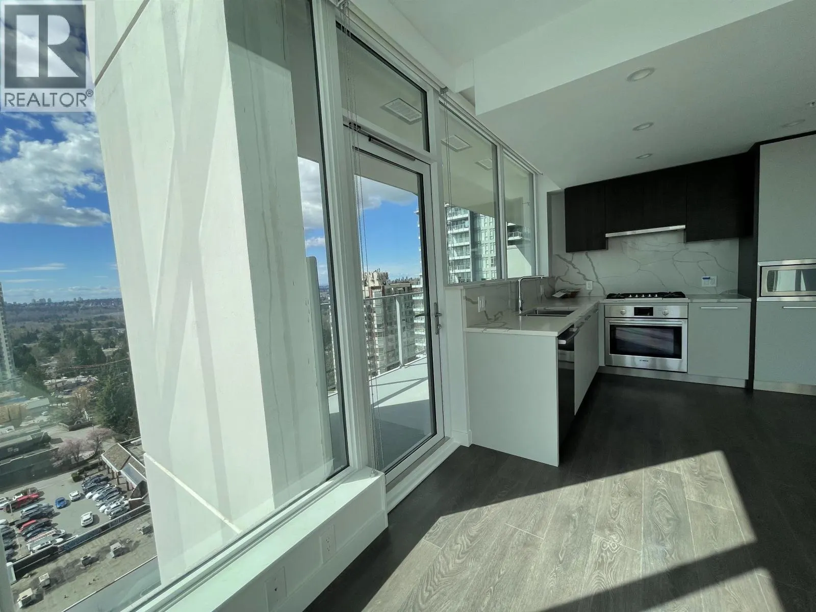 1509 567 CLARKE ROAD