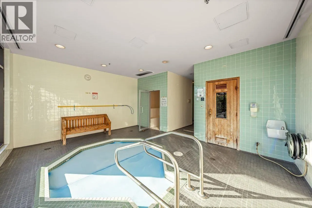 906 4118 DAWSON STREET