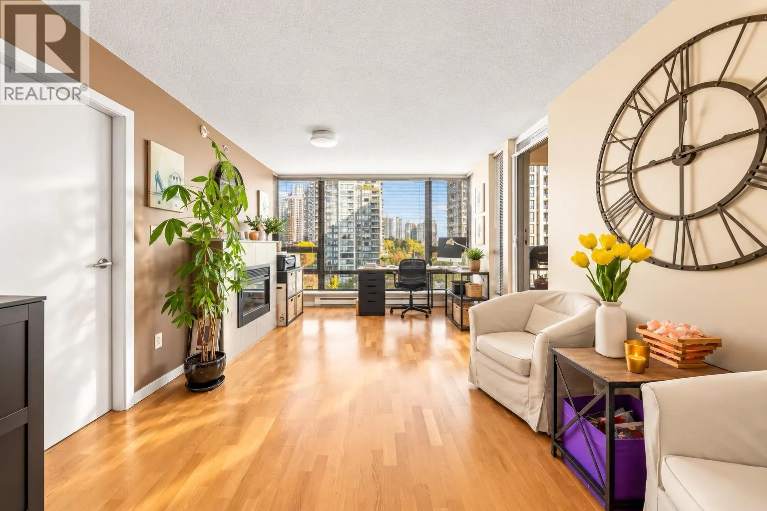 906 4118 DAWSON STREET