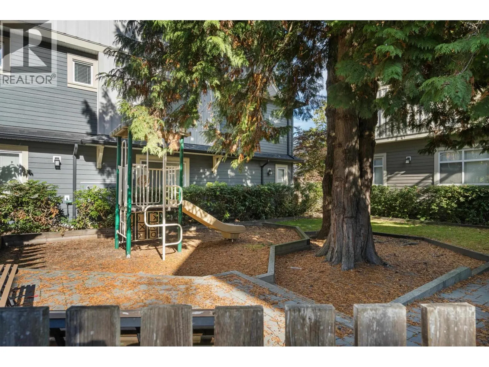 14 6033 WILLIAMS ROAD