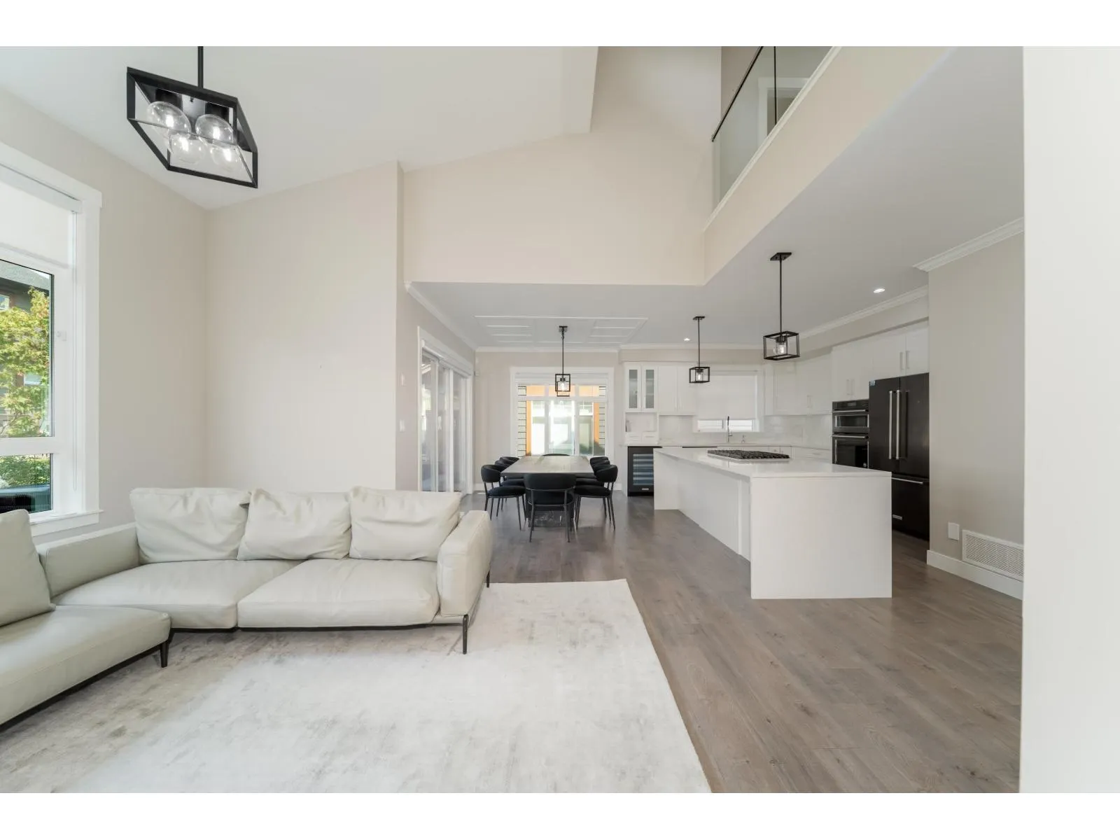 17033 FRASER HIGHWAY