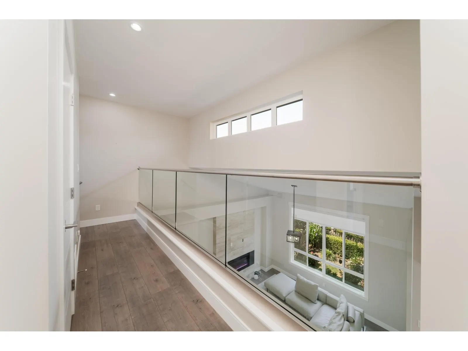 17033 FRASER HIGHWAY
