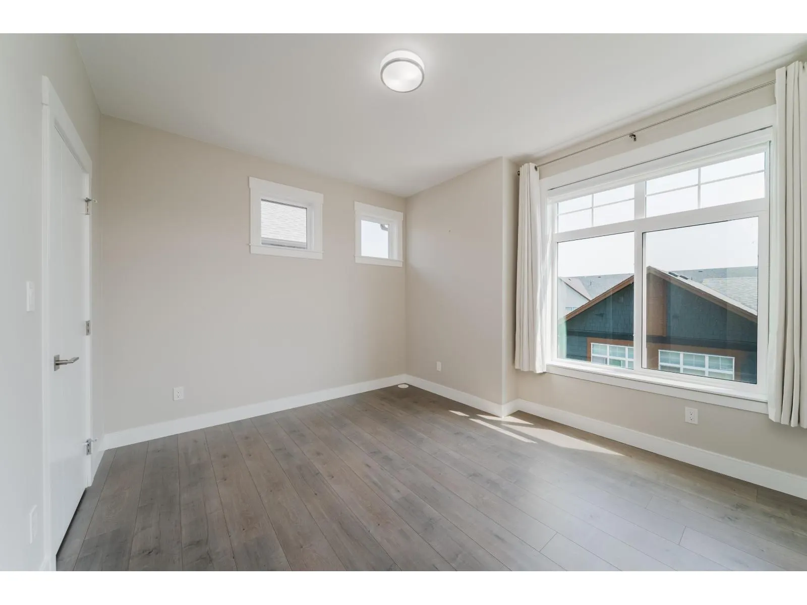 17033 FRASER HIGHWAY