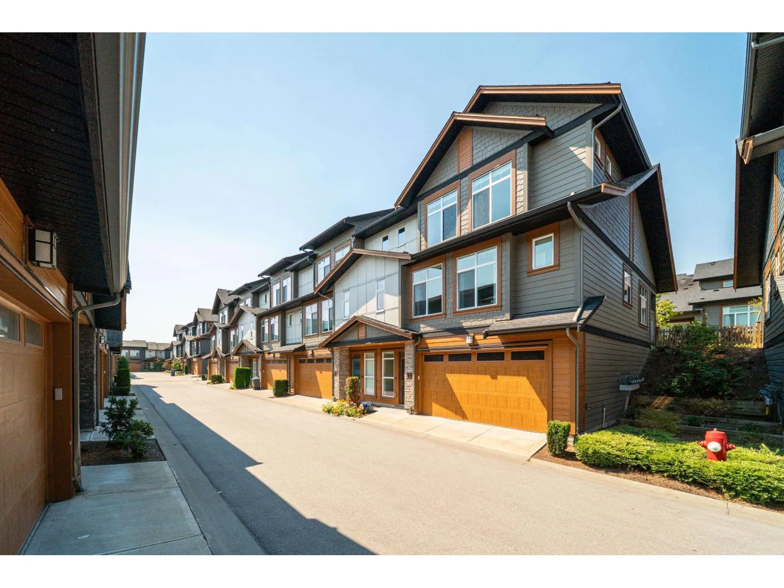 17033 FRASER HIGHWAY