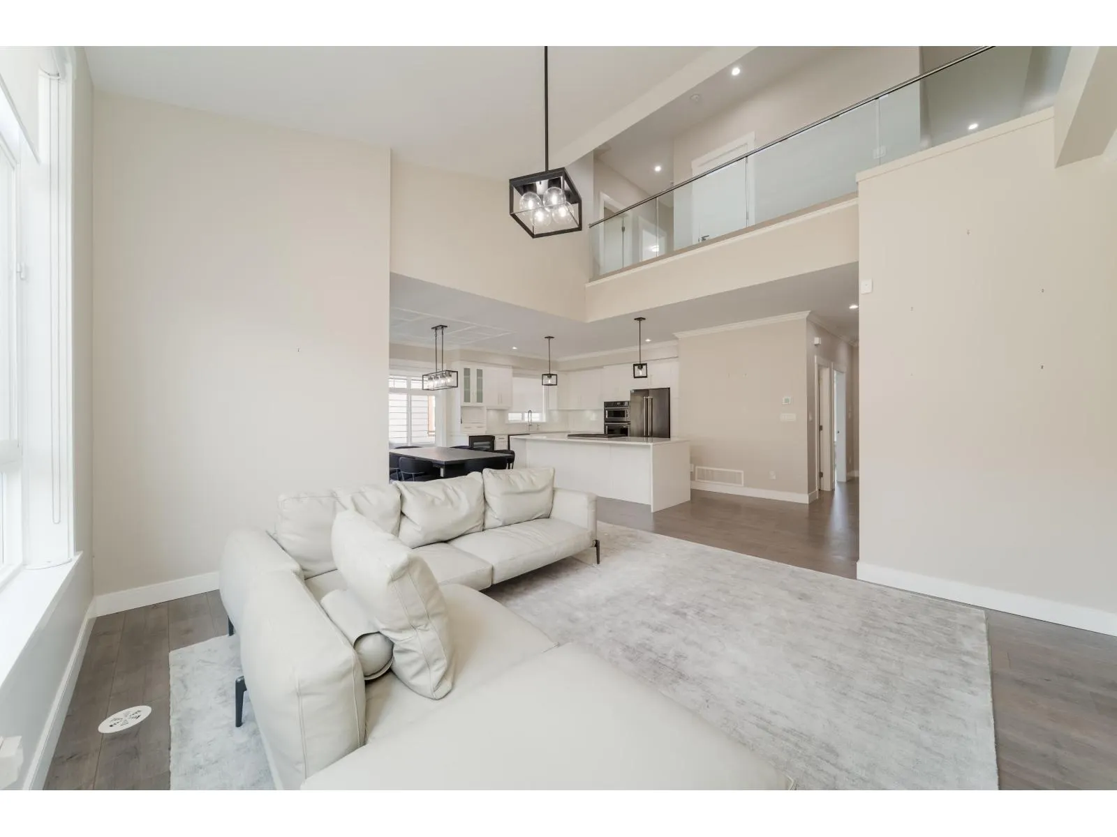 17033 FRASER HIGHWAY