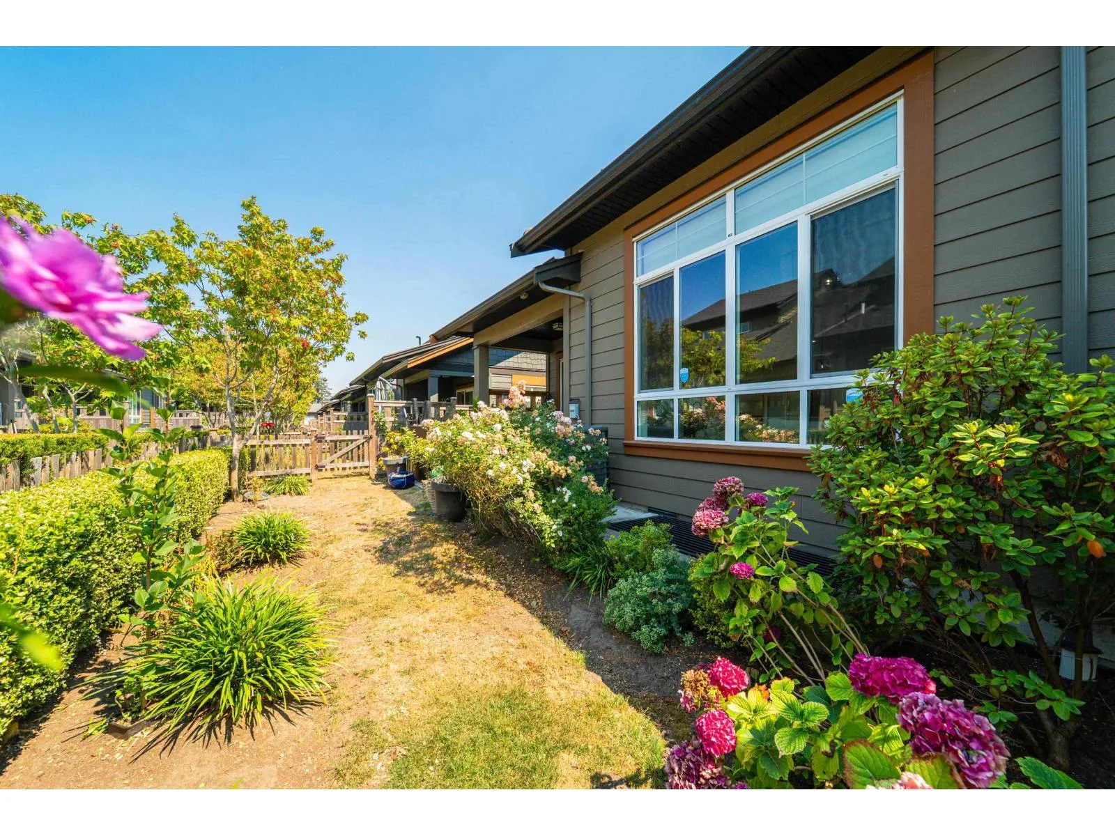 17033 FRASER HIGHWAY