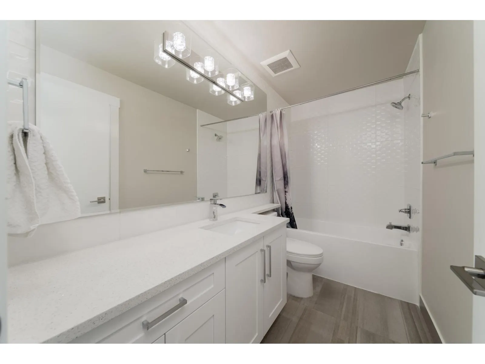 17033 FRASER HIGHWAY