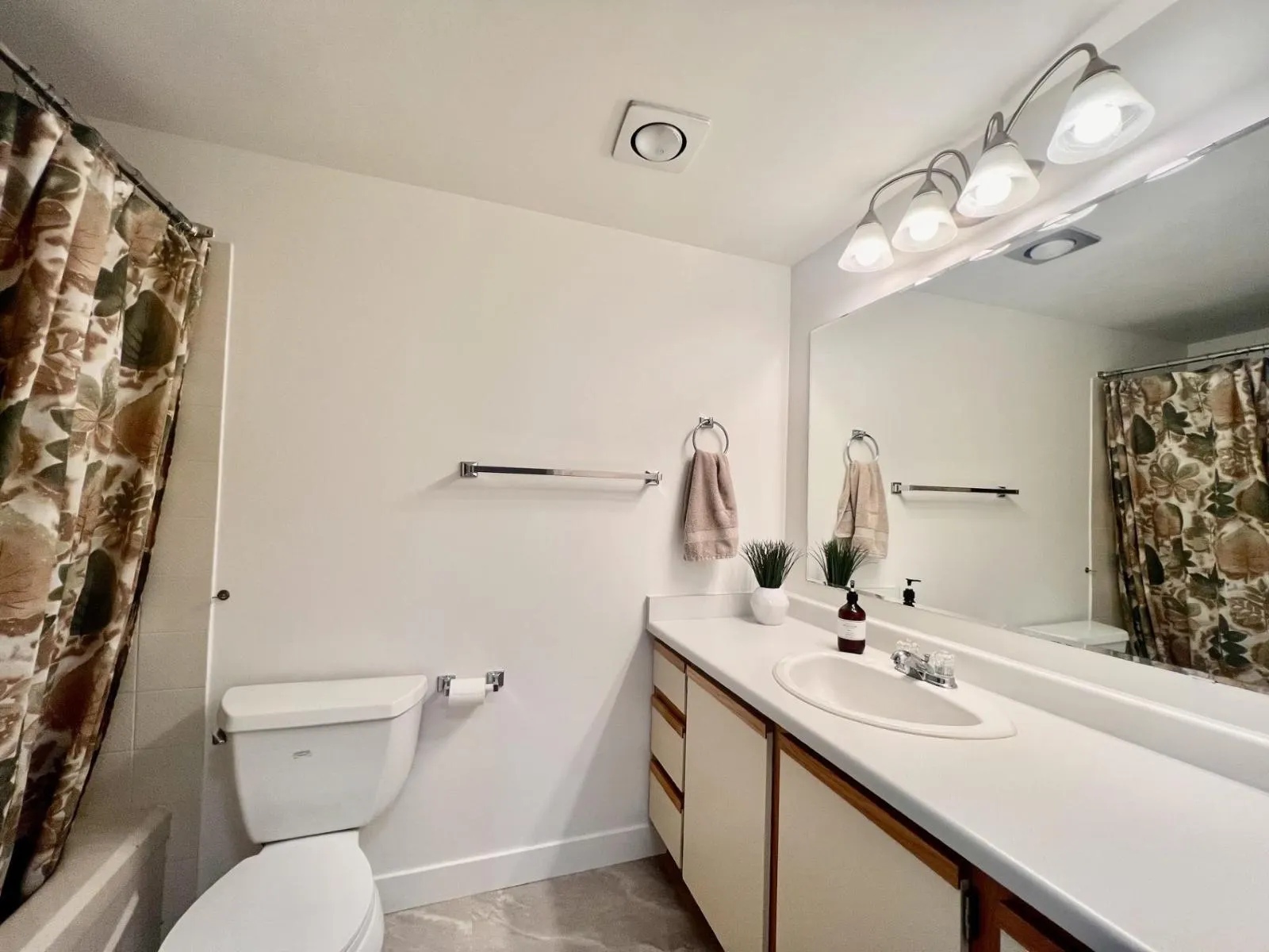 104 46966 YALE ROAD|Chilliwack Proper East