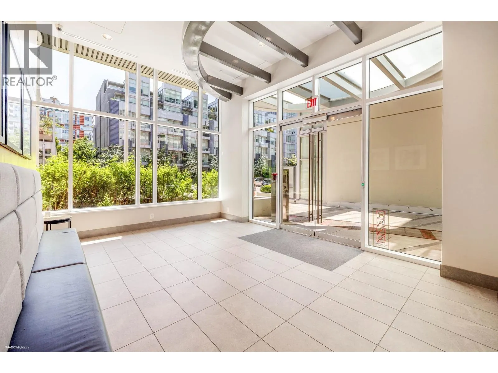607 161 E 1ST STREET
