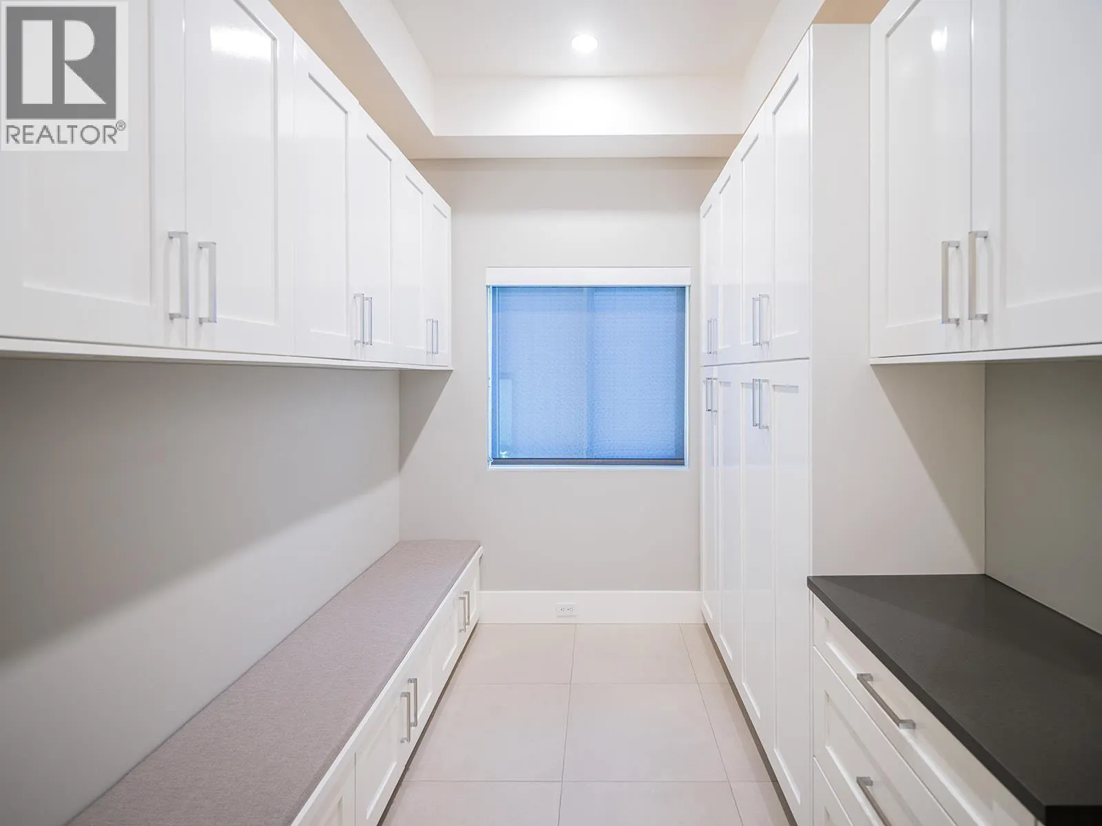 41301 HORIZON DRIVE