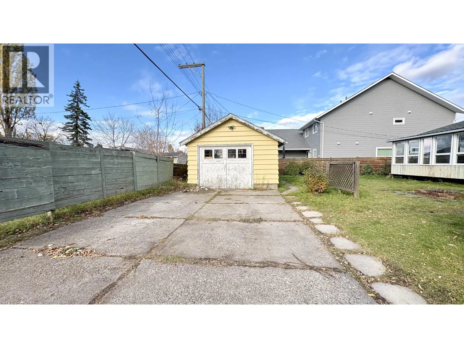 585 ALWARD STREET