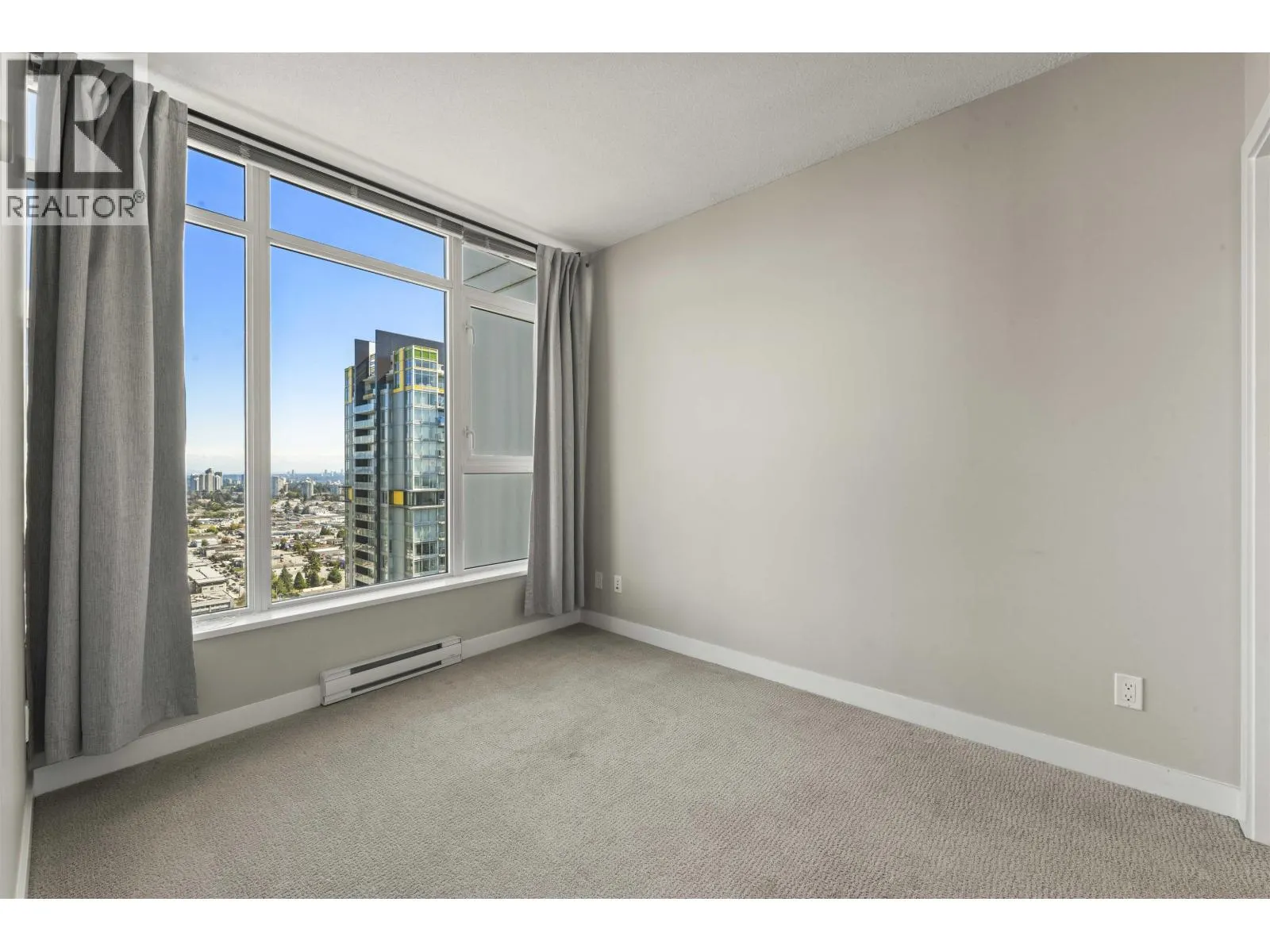 3705 4900 LENNOX LANE