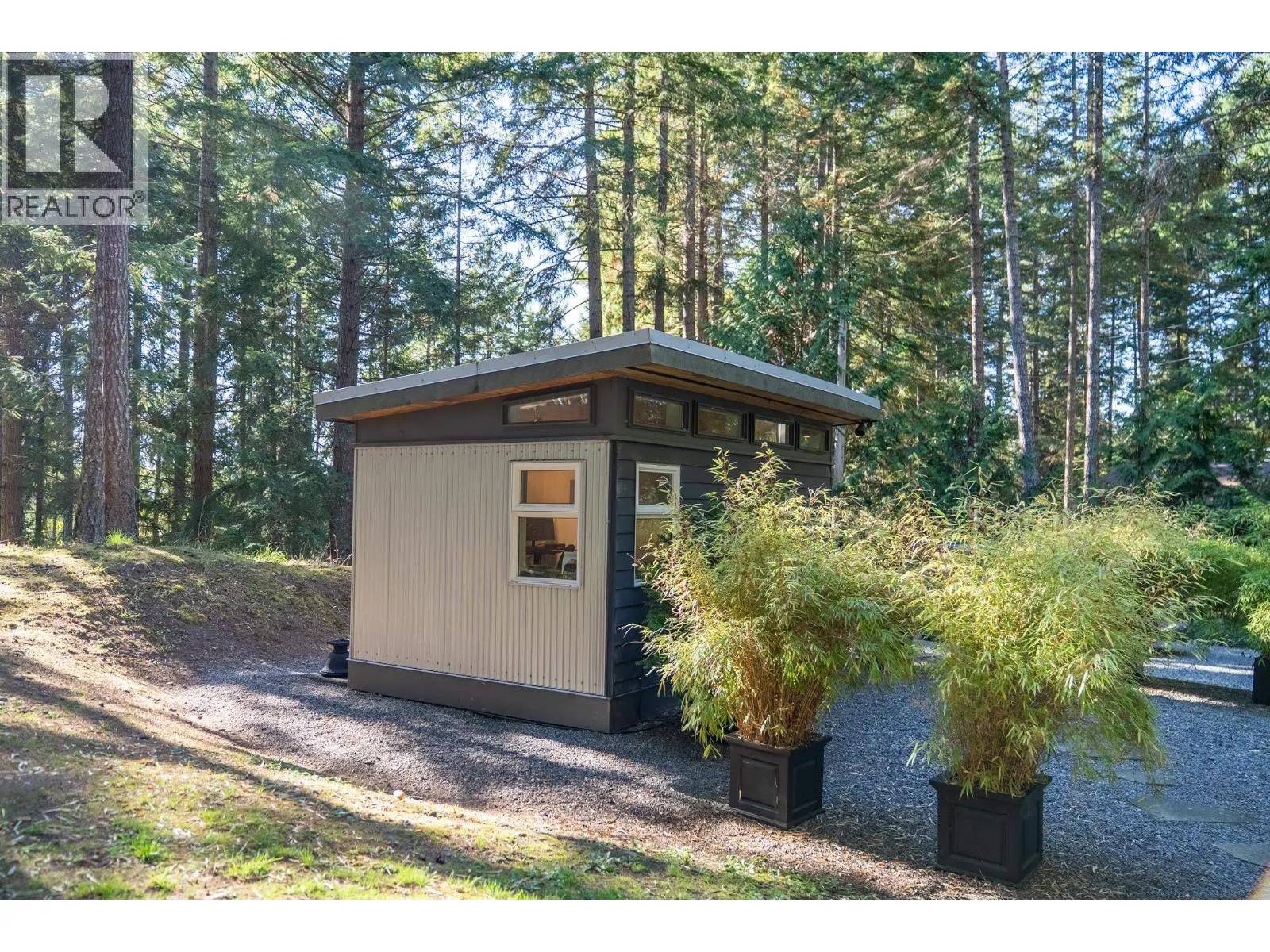 2701 GALLEY CRESCENT