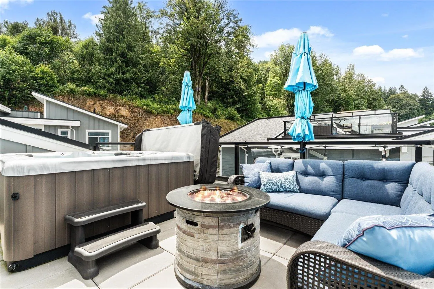 11 43998 CHILLIWACK MOUNTAIN ROAD|Chilliwack Mountain