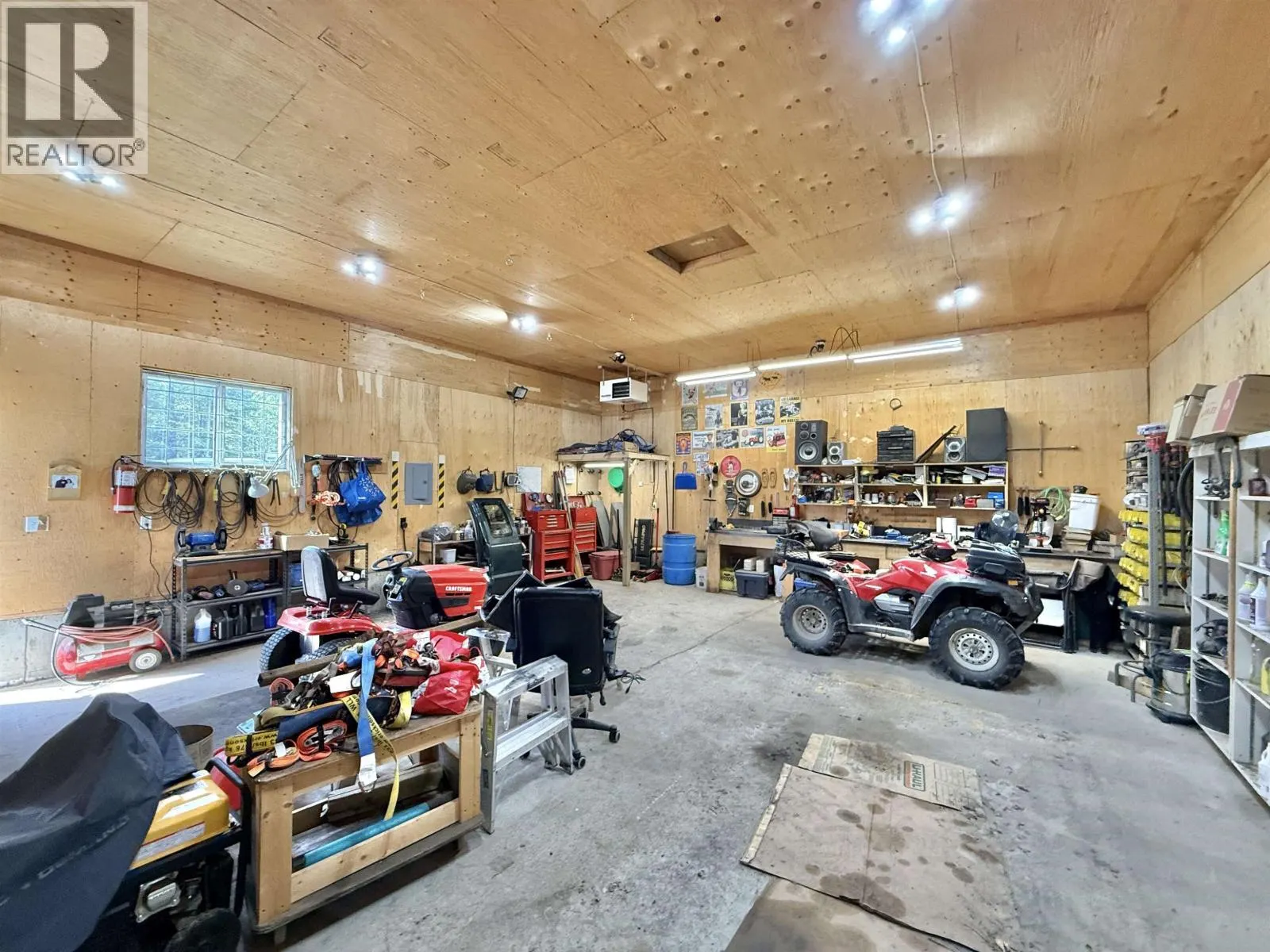 2305 MURRAY ROAD