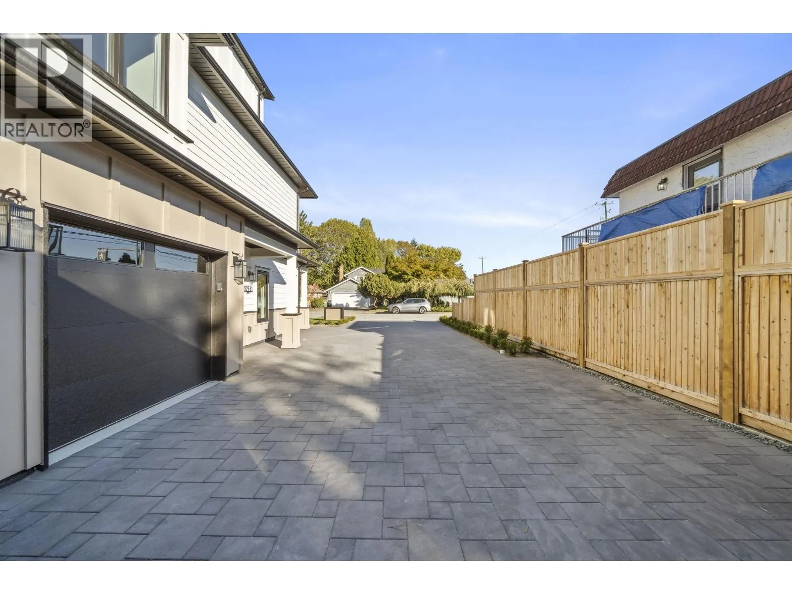 1 10931 SOUTHPORT ROAD