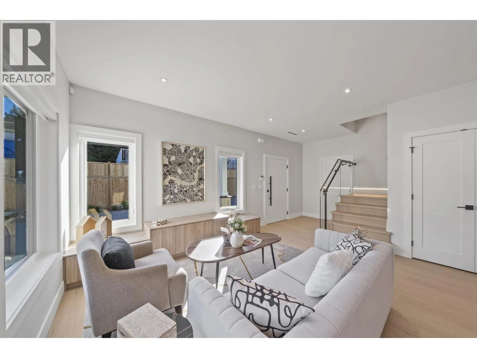 1 10931 SOUTHPORT ROAD
