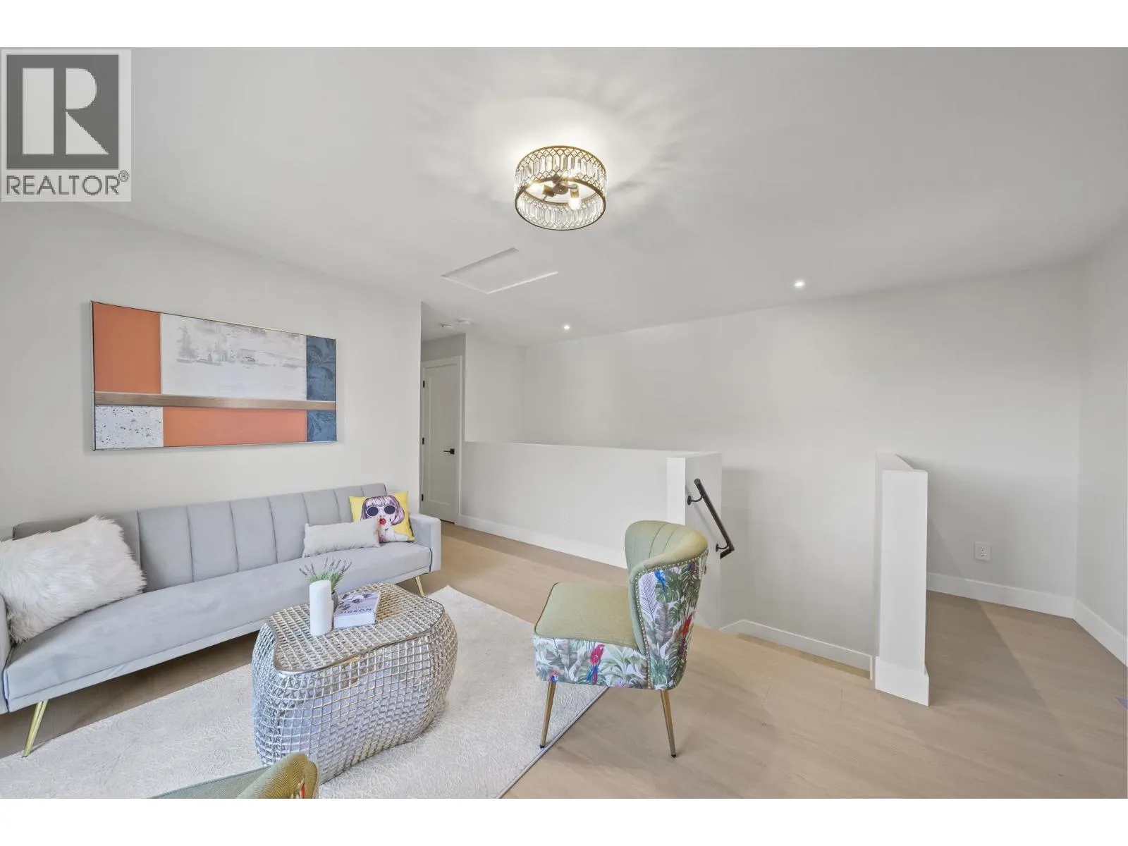 1 10931 SOUTHPORT ROAD