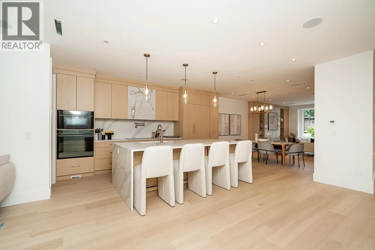 1 1065 RIDLEY DRIVE