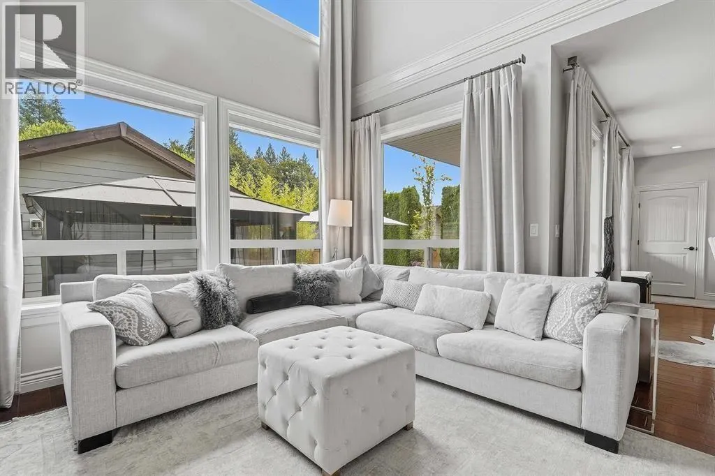 1225 BURKEMONT PLACE