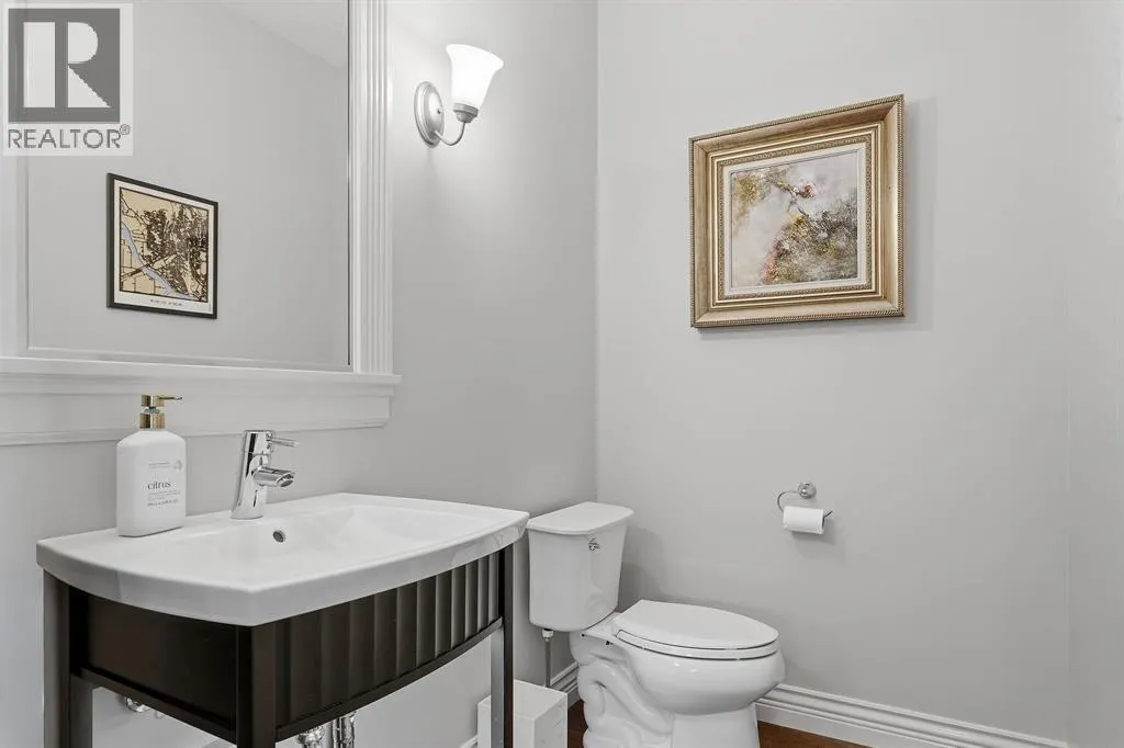 1225 BURKEMONT PLACE