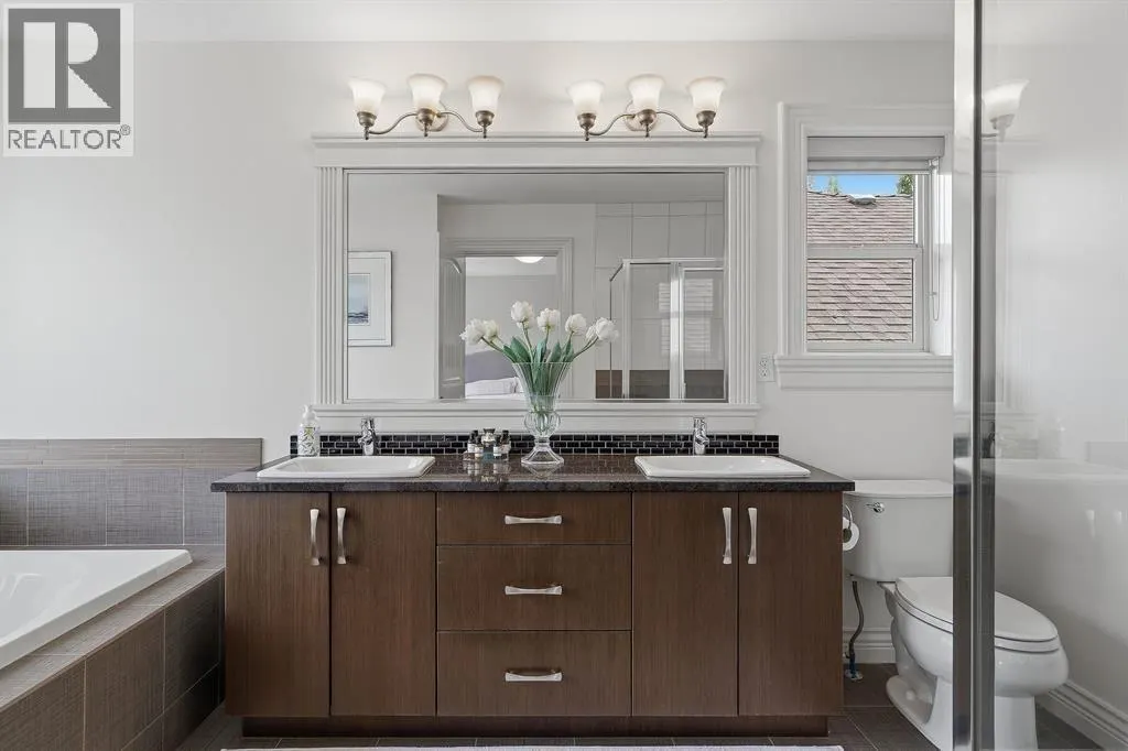 1225 BURKEMONT PLACE