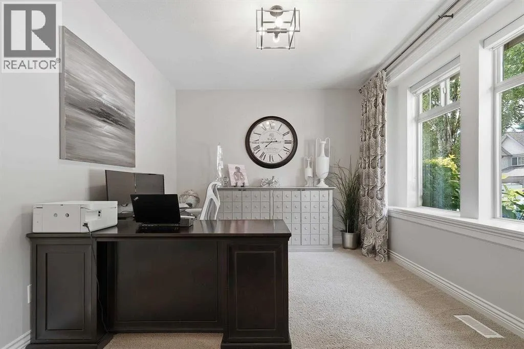 1225 BURKEMONT PLACE