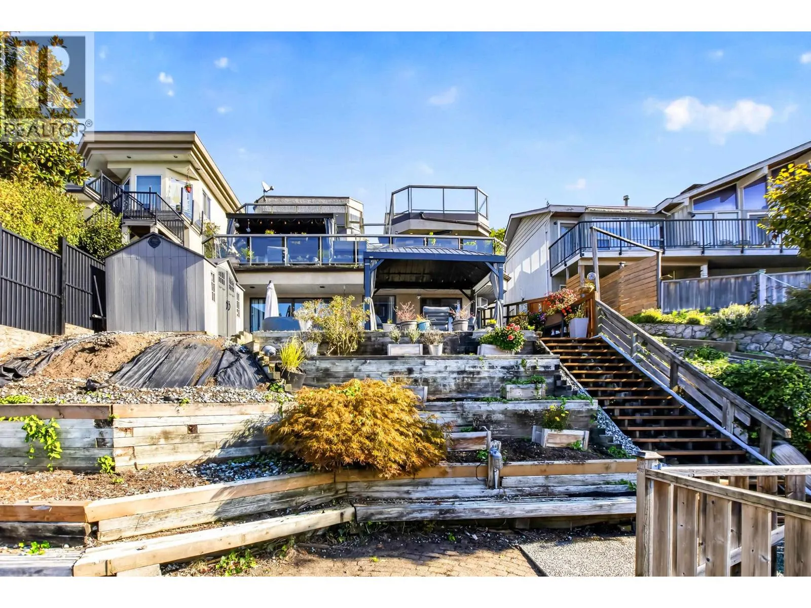 1112 ALDERSIDE ROAD