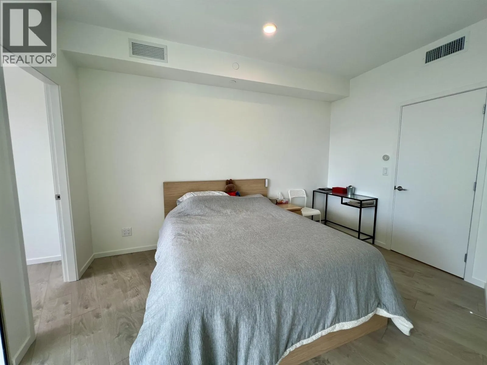 1310 6300 MINORU BOULEVARD